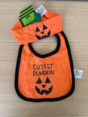 NWT Gertex Halloween Baby Bib and Headband Set "Cutest Pumpkin" Size 0-12 Months